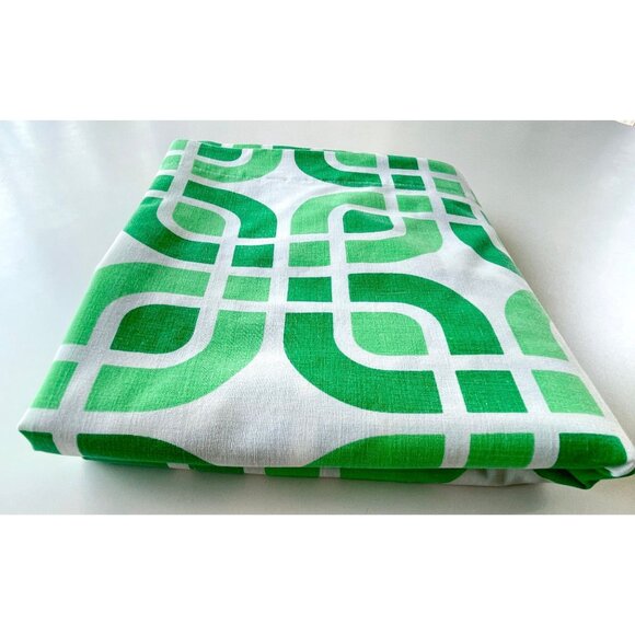 Vintage 70s flat sheet, green, white geometric full size up to queen size bed - Picture 10 of 10